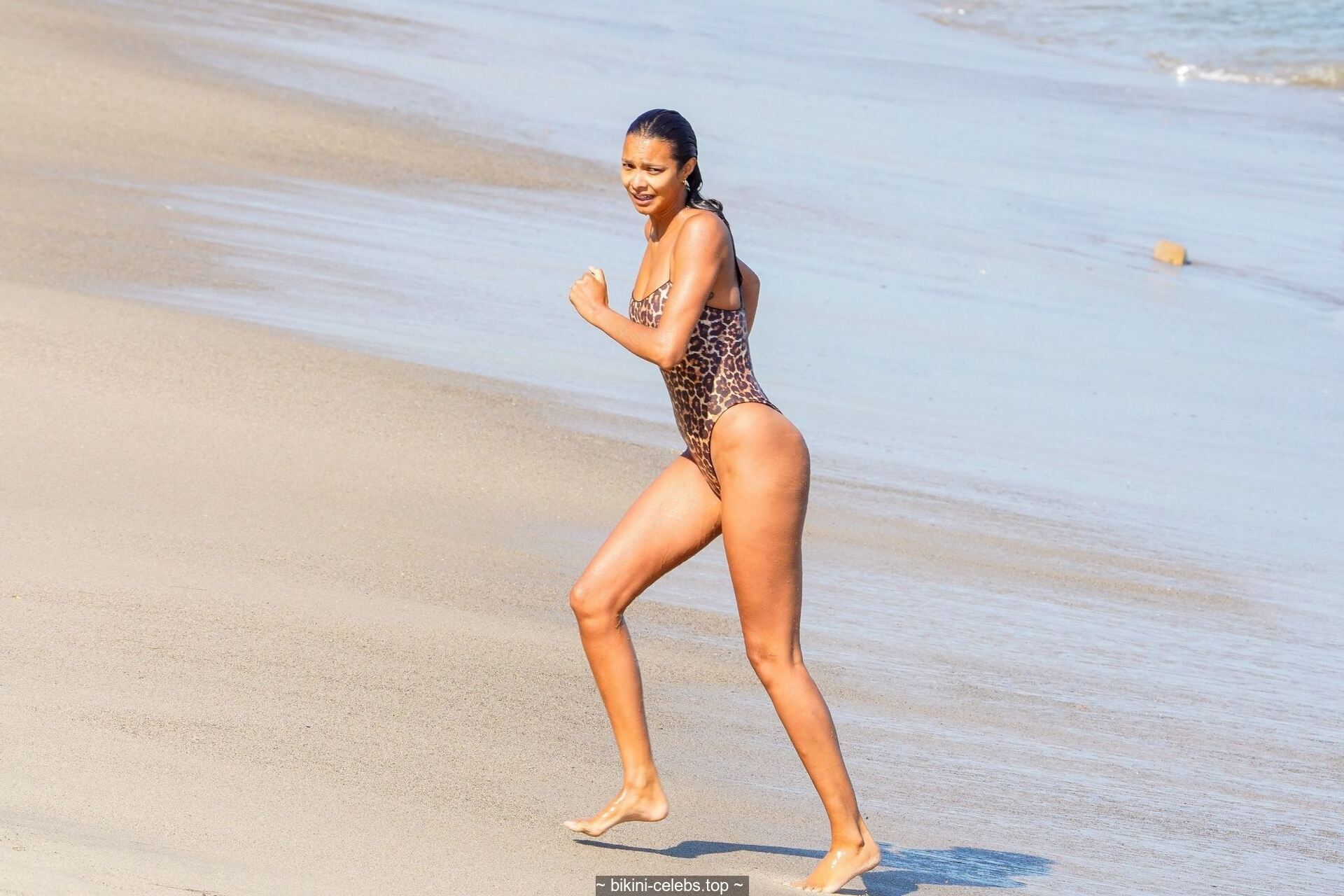 Lais Ribeiro sexy in a swimsuit on the beach in Malibu Bikini Celebs.